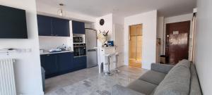 Juan-Les-Pins 150m des plages 6 couchages Parking