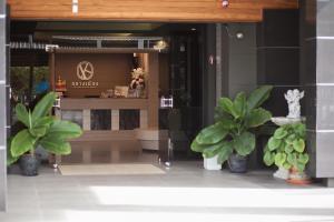 Klaang Muang Hotel (โรงแรมกลางเมือง)