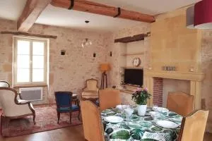 Monpazier Situation idéale Lumineux Terrasse - Clairefont