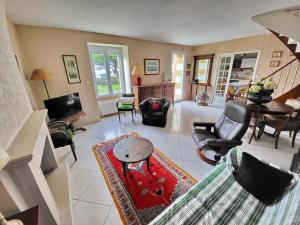 712-Villa Lezarouan a 300m des plages