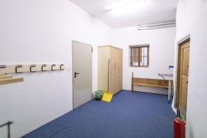 Chasa Capricorn Sent