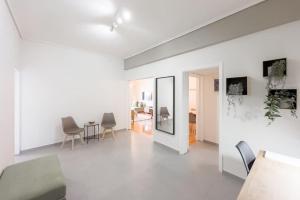 Spacious Urban Apt in the Heart of Athens