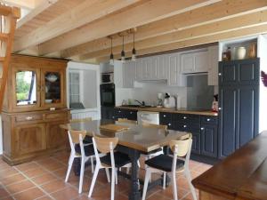 Maisons de vacances 375- Villa Ker Goulien a 100m de la plage : photos des chambres