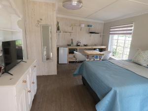 Avalon Cottages