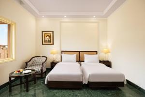 V Sarovar Portico MI Road Jaipur