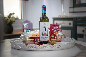 Athenian Oasis Near Athens Metro Mall