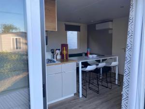 Campings CAMPING VALRAS PLAGE 5 ETOILES : photos des chambres