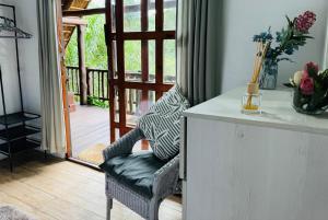 Treehouse River Lodge