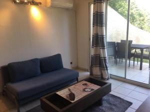 Appartements charmant deux pieces- terrasses- jardinet : photos des chambres