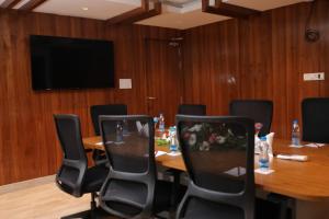 Icon Grand Hotel By Bhagini