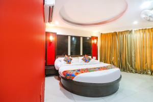 FabHotel Royal Residency II - Nr Lakdikapul Metro Station