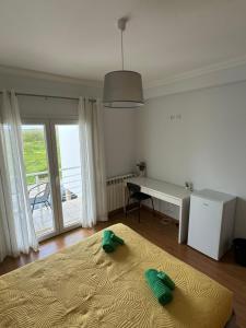 Sunny baleal guesthouse