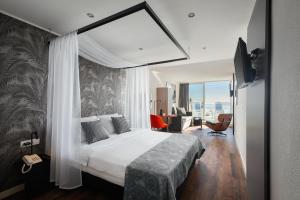 Junior Suite with Sea View room in Hotel Mimosa - Maslinica Hotels & Resorts