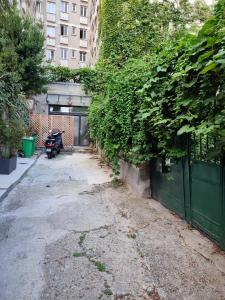 Loft Paris centre face au parc des buttes Chaumont