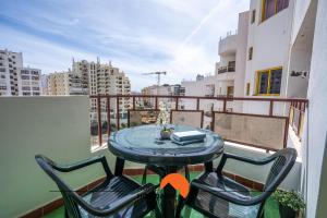#149 Rocha Apartment by Home Holidays