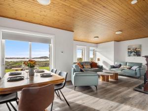 Lake House Mannin, Ballyconneely