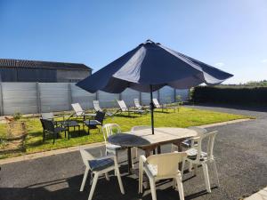 Maisons de vacances Gite REVILLE 6/7 personnes, a 900 m de la mer : photos des chambres