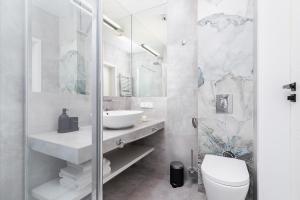 Studio with a balcony and AC - Rajska 3 street