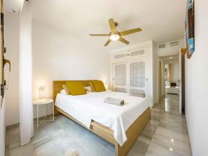 Apartment in Vacation Resort in La Cala de Mjias