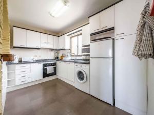 Apartment in Vacation Resort in La Cala de Mjias