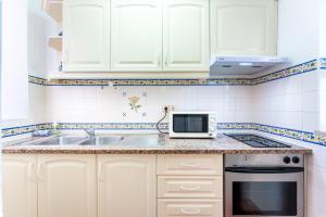 Sweet 1 BDR Apartment W Balcony by LovelyStay