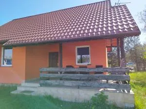 Domek w Miasteczku Portowym - Golędzinów