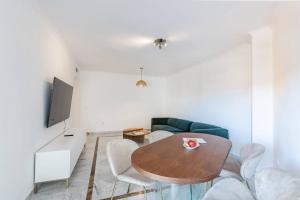 Lorcrisur corner PH apt 3 bedroom beach Marbella