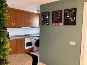 First Line Sea Apartment By Oliva