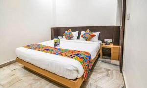 FabHotel Golden Leaf Nr Medanta- The Medicity & Artemis Hospital, Gurugram