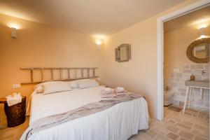 Trullo Cargiulo: Rustic Elegance in Martina Franca