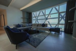 J 22 Residence