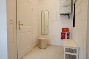 Bright, modern and central flat with a terrace