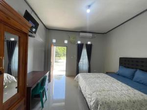 Sumbawa Maluk Homestay Kost tika