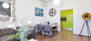 Donat & Zara Apartment