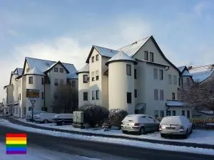 Little Castle near Airport and Messe - Steinenbronn