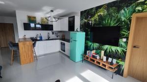 Barbers home, free private parking