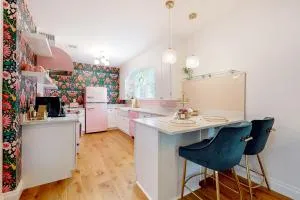 Blush & Bashful - Jarrell