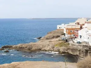 EK Brisa Del Mar Caleta Arico - Arico