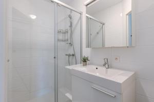 Huswell - Spacious & light apartment with double terrace