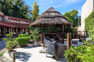 Curahue Apart Hotel