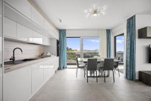 Apartments Koby, Okrug Gornji, Sea View, Pool