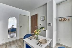 Appartements Joli studio avec jardin pres de Paris : photos des chambres