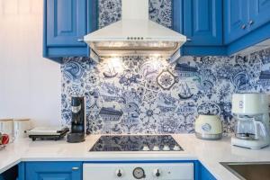 La Scala Luxury Villa Nana Mouskouri