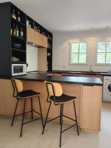 villacoucourelle saintemaximecom quiet near beach & center with sea and garden views