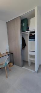 Sejours chez l'habitant Chambre entre mer et montagne : photos des chambres
