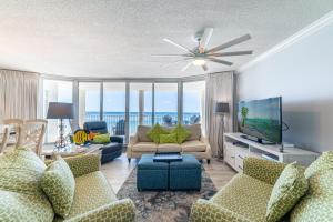 Long Beach 3-0501 ‘Edies Escape