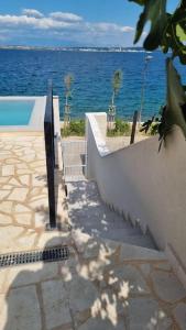 Villa Ocean View of Kali - Erste Meerreihe mit Pool