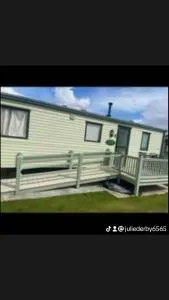 Julie's caravans - Winthorpe