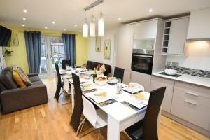 Chaucer House Holiday Home