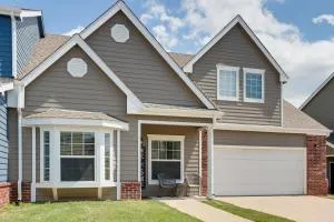 Lovely Monkey Island Getaway Pool and Lake Access! - Monkey Island